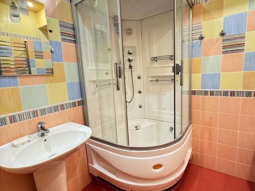 квартира за адресою Шота Руставелі вул., 44
