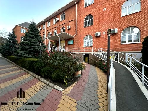 коммерческая по адресу Французский бульв., 60