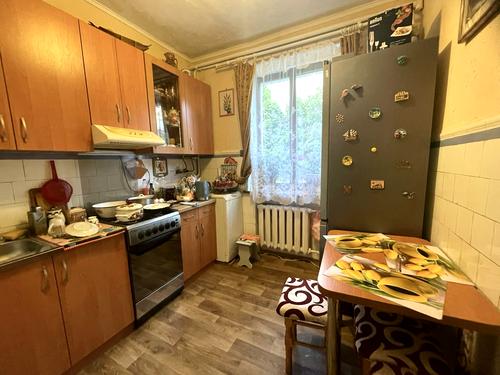 квартира за адресою Квітнева вул., 3
