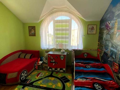 квартира за адресою Залізнична вул., 7