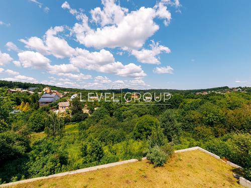 будинок за адресою Парникова вул., 5