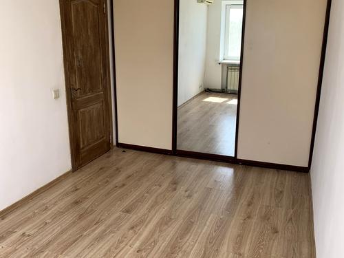 квартира за адресою Соборна вул. (50 років Жовтня), 33