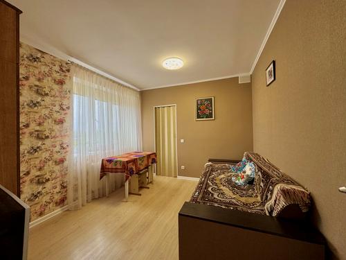 квартира за адресою Курсанта Єськова вул., 26