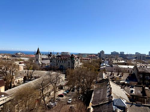 комерційна за адресою Святослава Караванського вул. (Жуковського), 33