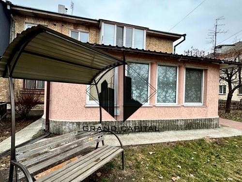 квартира за адресою Переяслав, Богдана Хмельницького вул., 182 А