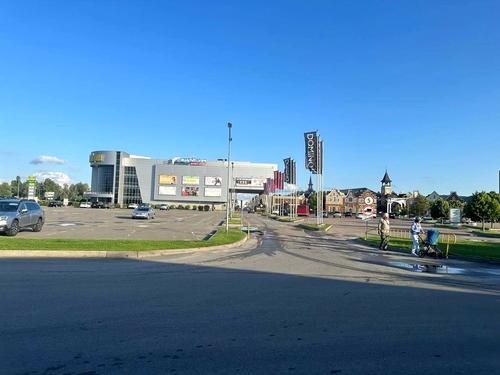 квартира за адресою Леоніда Каденюка, 18