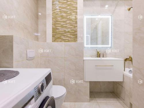 квартира за адресою Конституції пл., 20