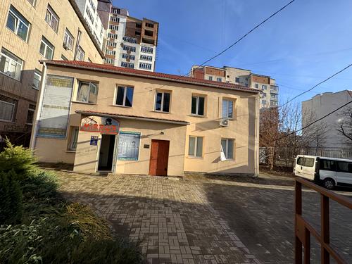 комерційна за адресою Подільська вул., 54/1
