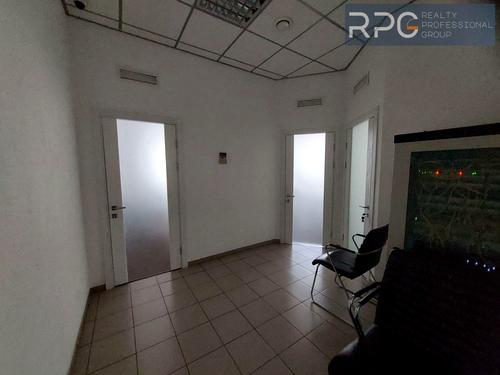 комерційна за адресою Хорива вул., 55Б