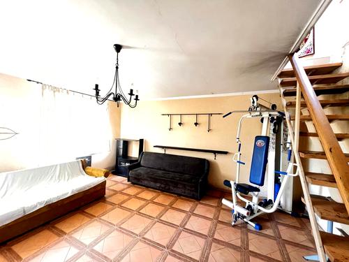 будинок за адресою Центральна, 17
