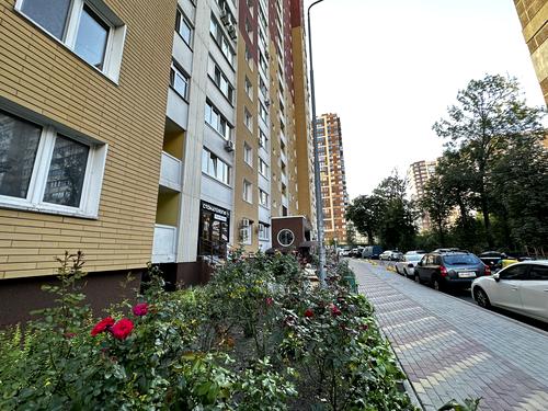 квартира за адресою Сергія Данченка вул., 5