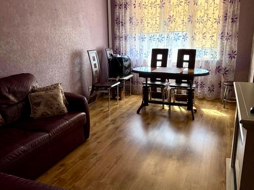 квартира за адресою Героїв Дніпра вул., 38-Б