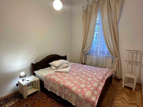 квартира по адресу Гетьмана Дорошенко ул. (Жовтневая), 66