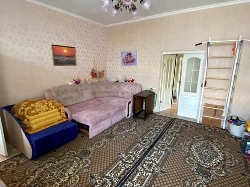 квартира за адресою Левка Лук'яненка вул. (Василя Жуковського), 7