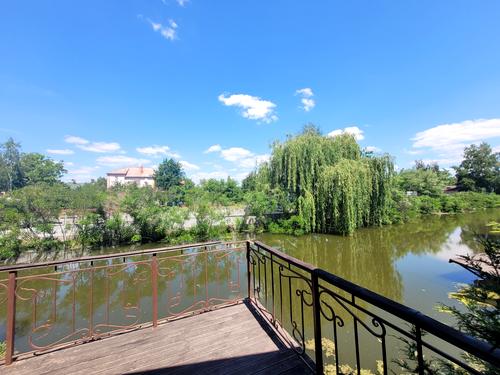 будинок за адресою Центральна вул.
