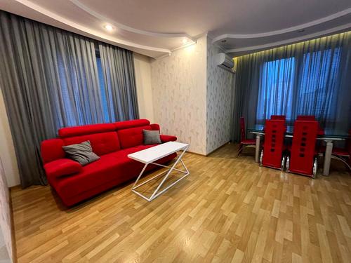квартира за адресою Дмитрівська вул., 82