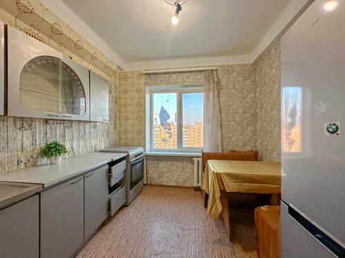 квартира за адресою Автозаводська вул., 28