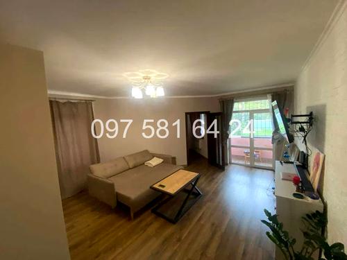 квартира за адресою Винна Гора вул., 18