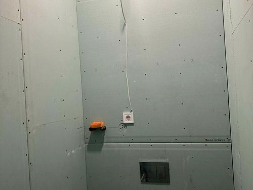 комерційна за адресою Січеславська Набережна вул., 1а