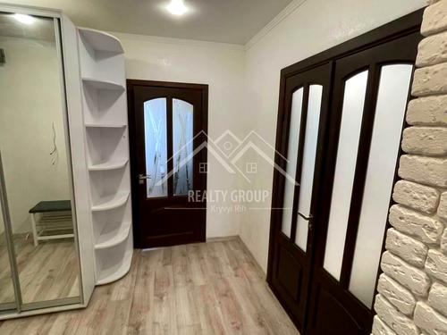 квартира за адресою Кропивницького вул., 44