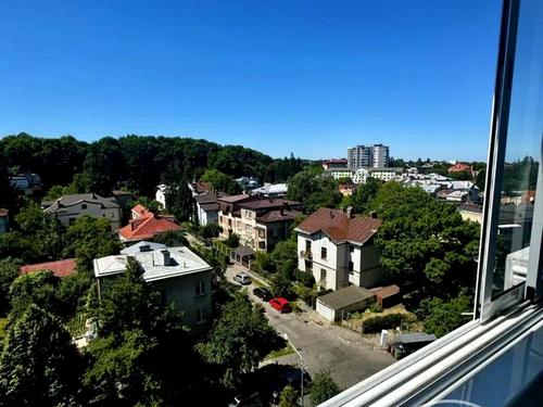 квартира по адресу Крушельницких ул., 12