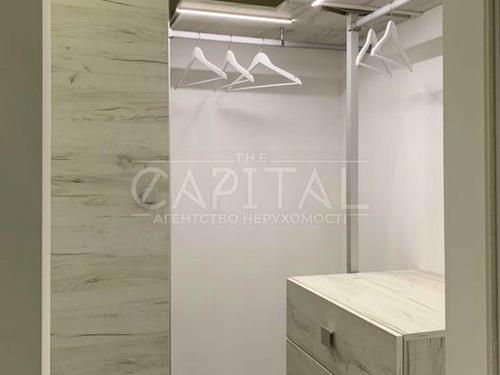 квартира за адресою Дегтярна вул., 7