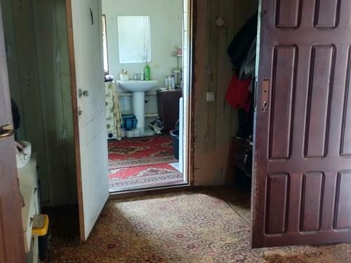 будинок за адресою смт. Рогань, Героя України Георгія Тарасенка пров., 17