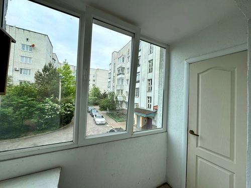 квартира за адресою Івасюка вул., 21