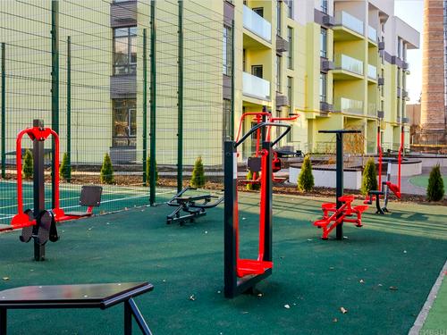 квартира за адресою Богатирська вул., 32
