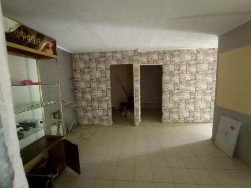 комерційна за адресою Дніпро, Робоча вул., 75
