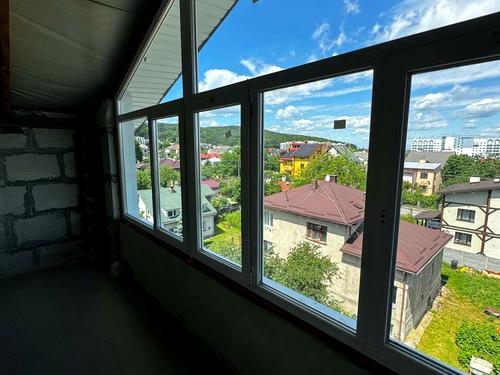 квартира за адресою Академіка Івана Крип'якевича вул., 4