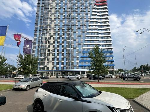 квартира за адресою Дніпровська набережна вул., 17-К