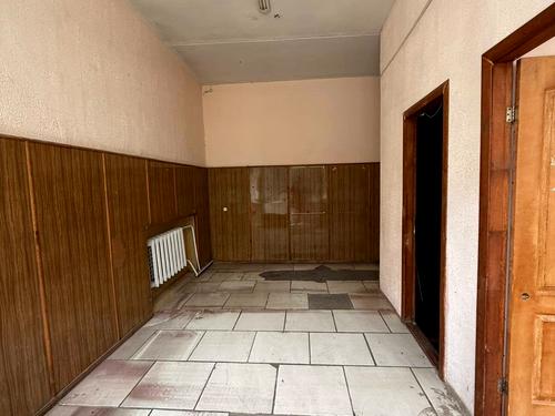 комерційна за адресою Незалежності просп. (Карла Маркса), 9а