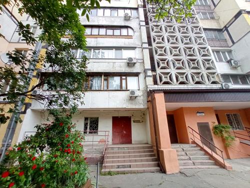 комерційна за адресою Дніпро, Робоча вул., 75