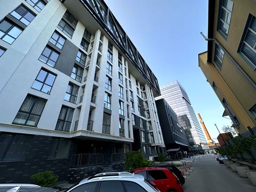 комерційна за адресою Львів, Героїв УПА вул., 73