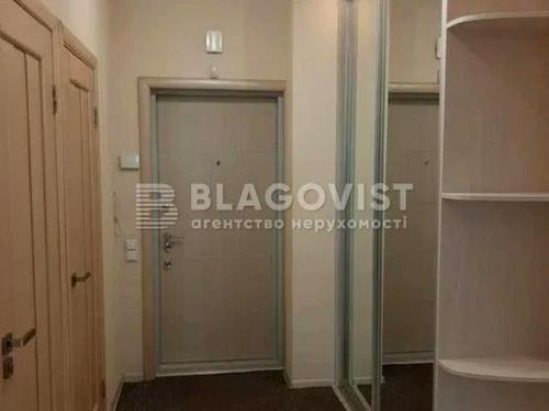 квартира за адресою Регенераторна вул., 4 к11