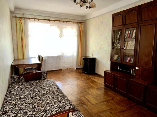 квартира за адресою Олексія Вадатурського вул. (Маршала Малиновського), 61/1