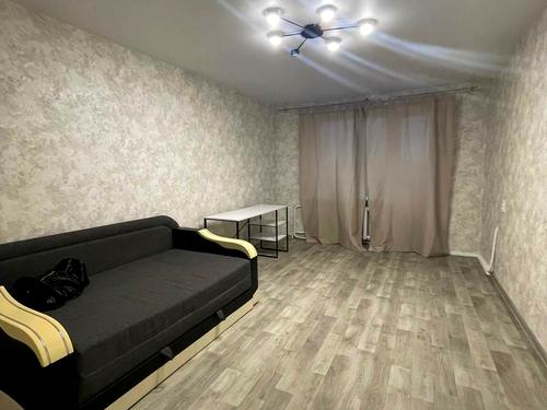 квартира по адресу Семафорная ул., 48