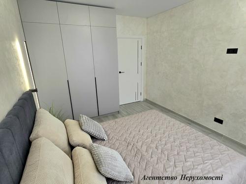 квартира за адресою Святошинська вул., 56