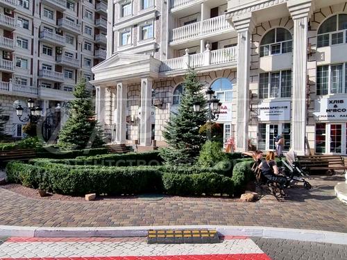 квартира за адресою Михайла Максимовича вул. (Онуфрія Трутенка), 28-Е