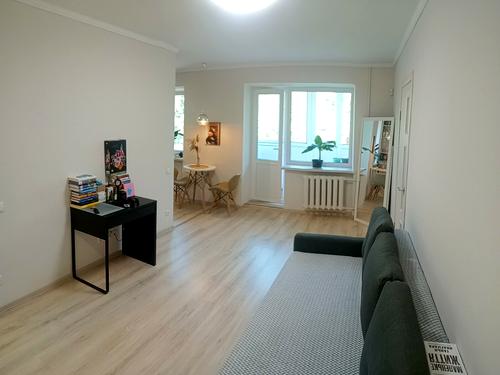 квартира по адресу 23 Августа ул., 73