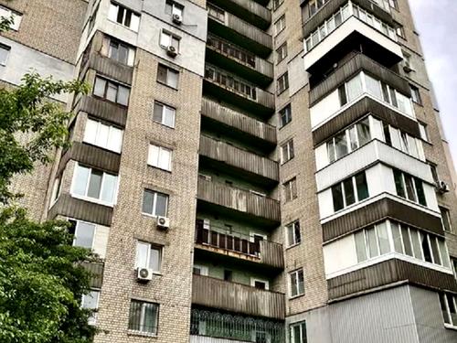 квартира по адресу Строителей ул., 15-А