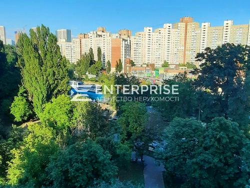 квартира по адресу Академика Глушкова просп., 26