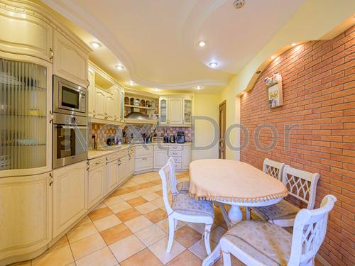 квартира за адресою Степана Руданського вул., 4-6