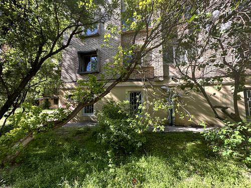 комерційна за адресою Саксаганського, 45