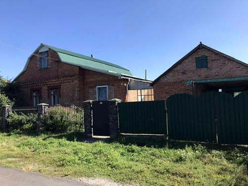 будинок за адресою с. Карпівці, ранкова, 10