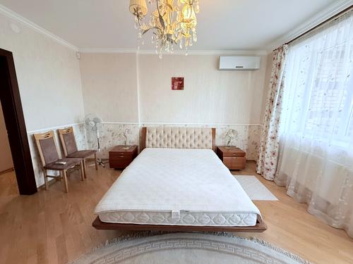 квартира по адресу Голосеевская ул., 13