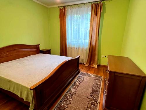 будинок за адресою Івана Могильницького вул.