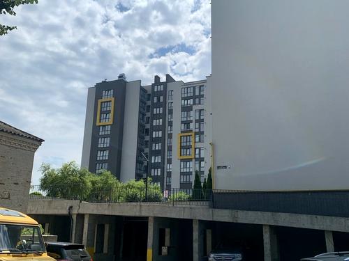 квартира за адресою Героїв Крут вул. (Комунарів), 4/1