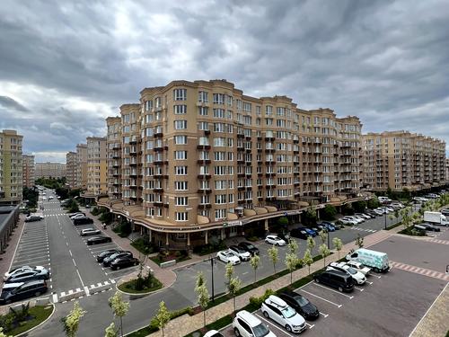 квартира по адресу Молодіжна ул., 10